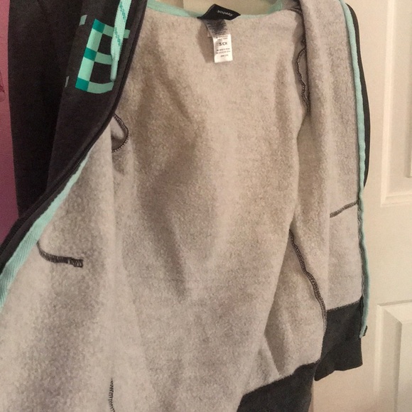 Jacket - Picture 5 of 6